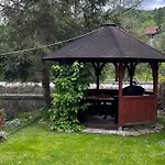 Nad Grajcarkiem Pieniny Апартаменты Шавница